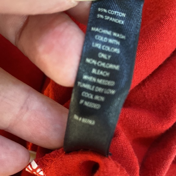 VS Bra Tops red camisole with built in shelf bra - Picture 5 of 5